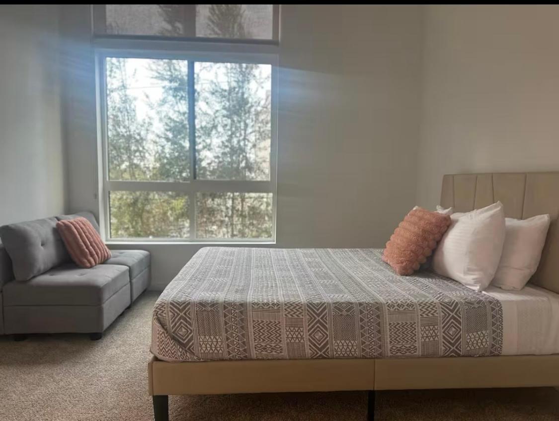 Walk Of Fame Upscale Hollywood 2bedroom 2bath Pool, Sky Lounge, Free Parking Appartement *