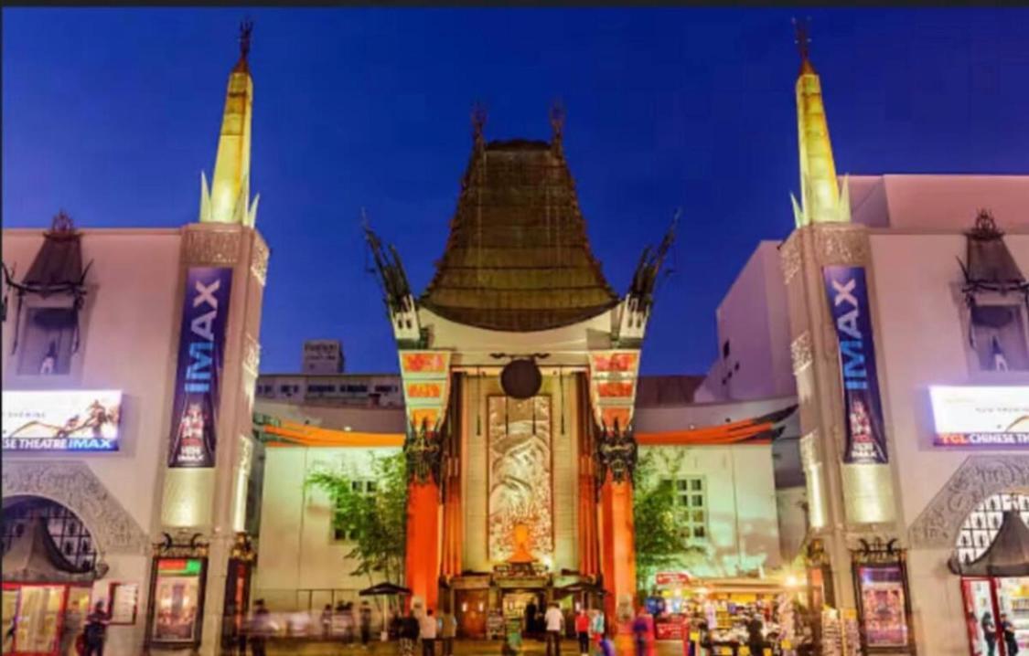 Walk Of Fame Upscale Hollywood 2bedroom 2bath Pool, Sky Lounge, Free Parking *