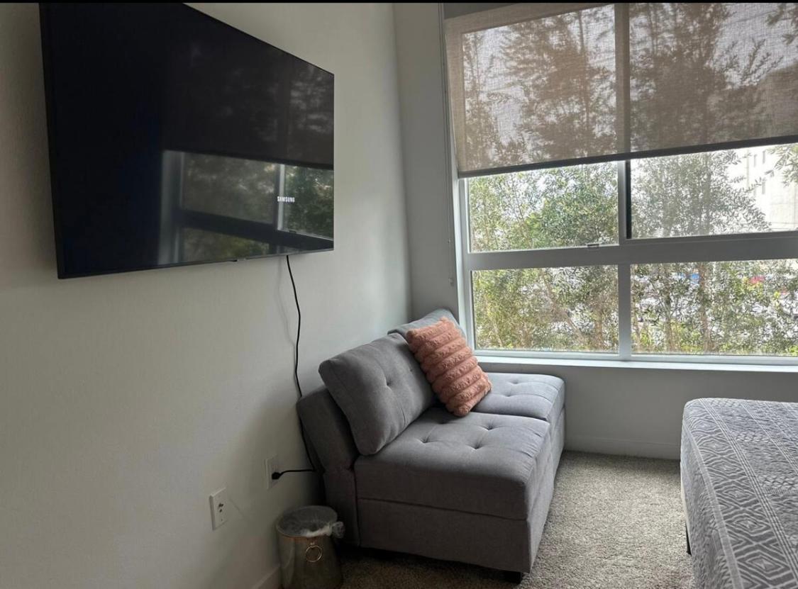 Appartement Walk Of Fame Upscale Hollywood 2bedroom 2bath Pool, Sky Lounge, Free Parking
